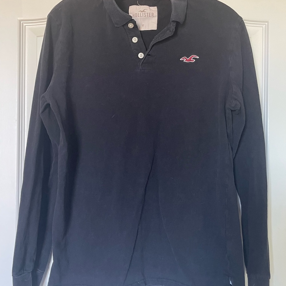 Hollister Men's Dark Polo with Red Logo